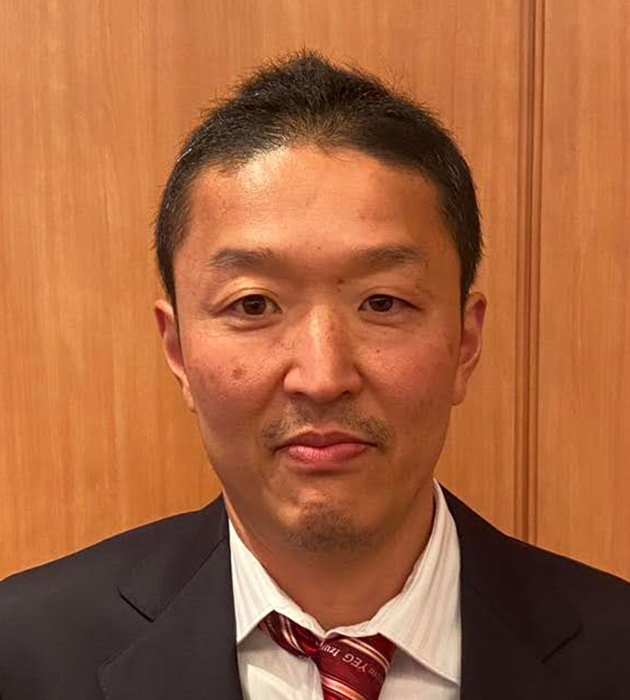 小西　庸晴 (こにし　のぶはる)