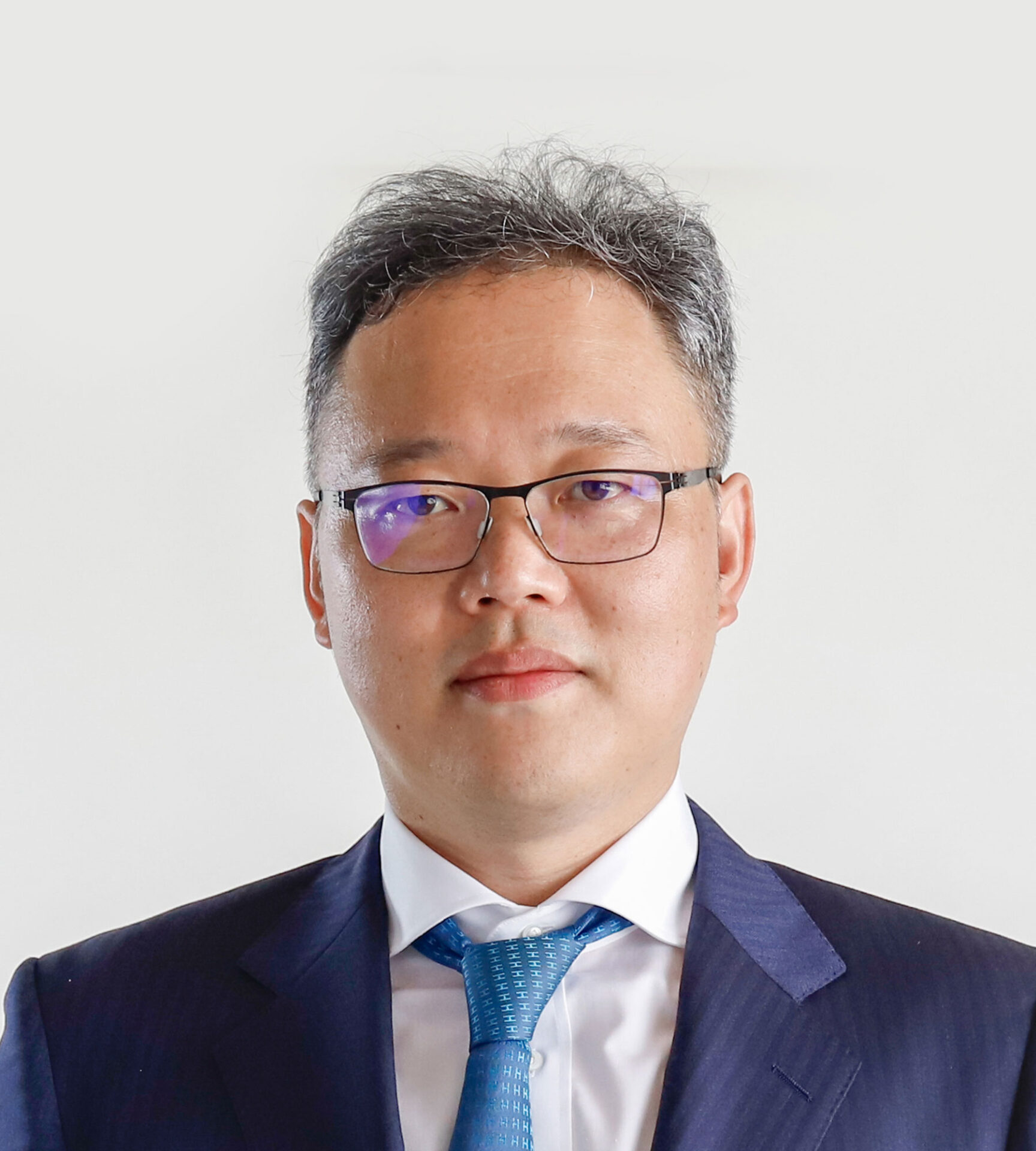 延山　泰典(のぶやま　やすのり)